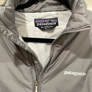 Patagonia Women’s PrimaLoft White and Gray Jacket